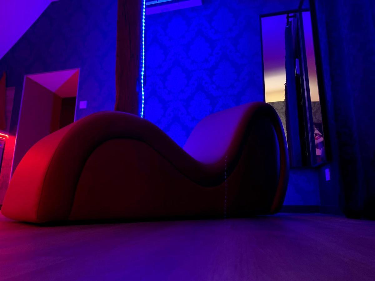 Bonnetable Love Room Avec Jacuzzi Prive מראה חיצוני תמונה